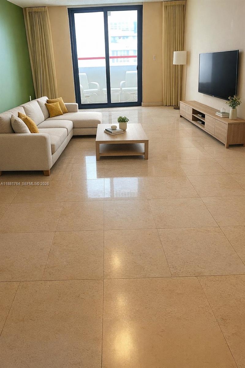 1621 Collins Ave 701 Property Photo 19