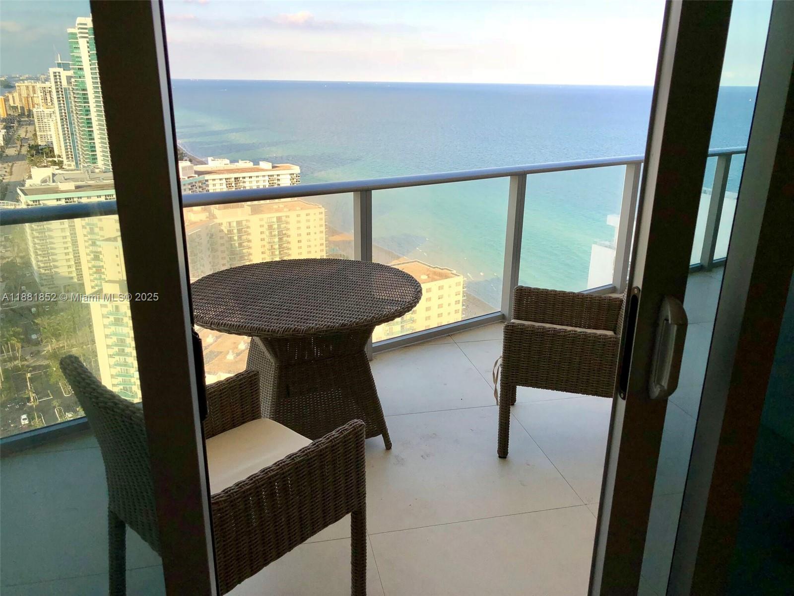 4111 S Ocean Dr 2910 Property Photo 14