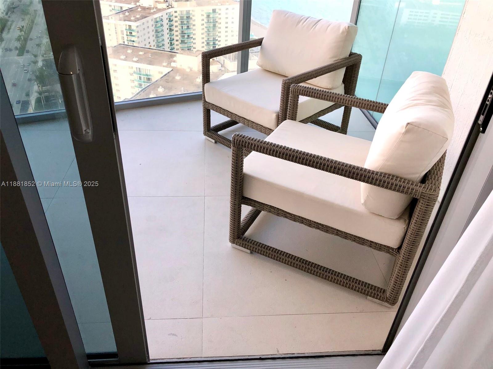 4111 S Ocean Dr 2910 Property Photo 23