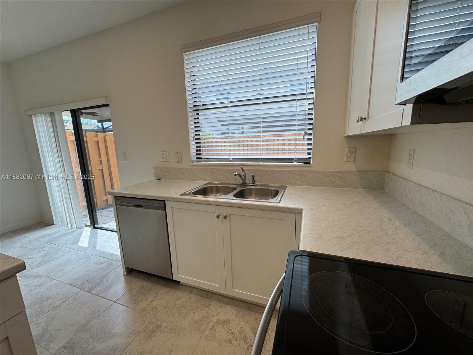 24970 Sw 112th Ct 0 Property Photo 6