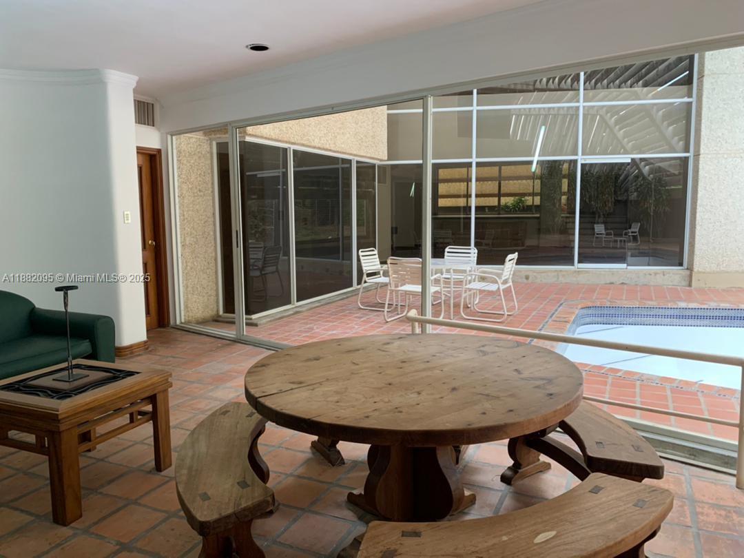 A11882095 Property Photo 50