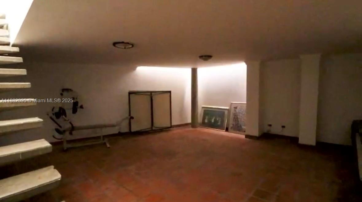 A11882095 Property Photo 58
