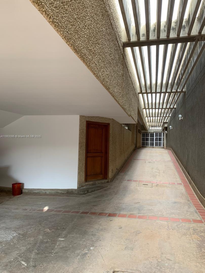 A11882095 Property Photo 61