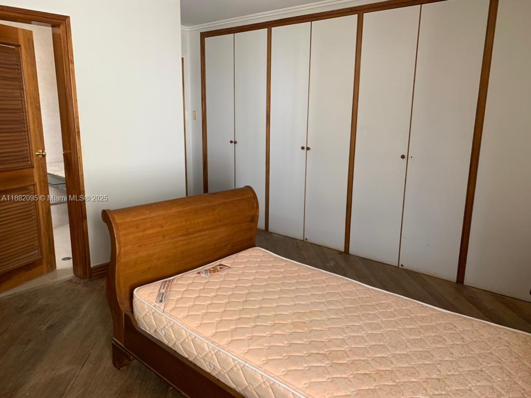 A11882095 Property Photo 67