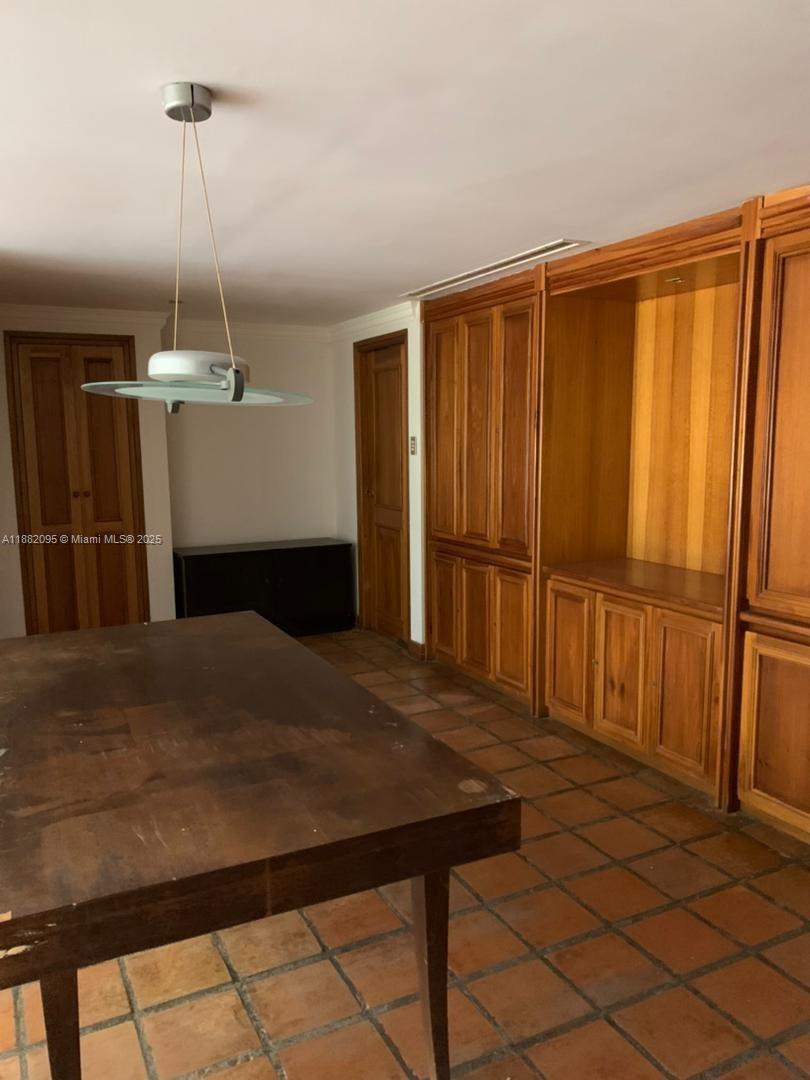 A11882095 Property Photo 70