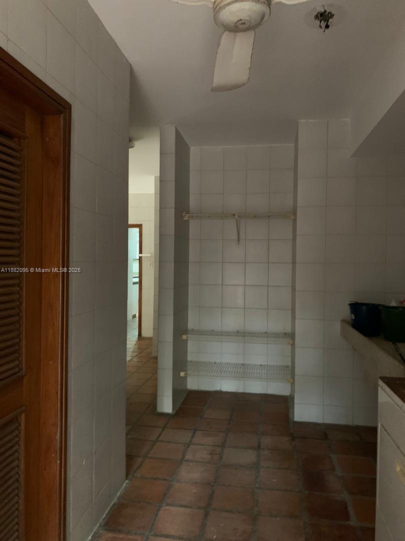 A11882095 Property Photo 72