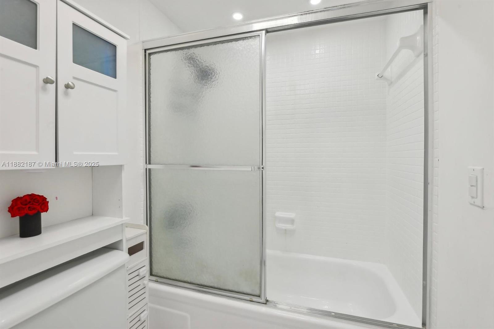 1345 West Avenue 304 Property Photo 17