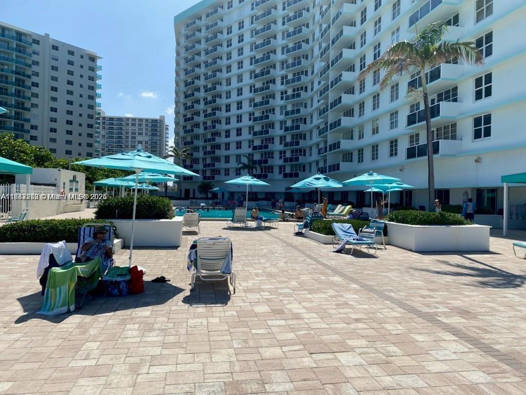 3725 S Ocean Dr 419 Property Photo 13