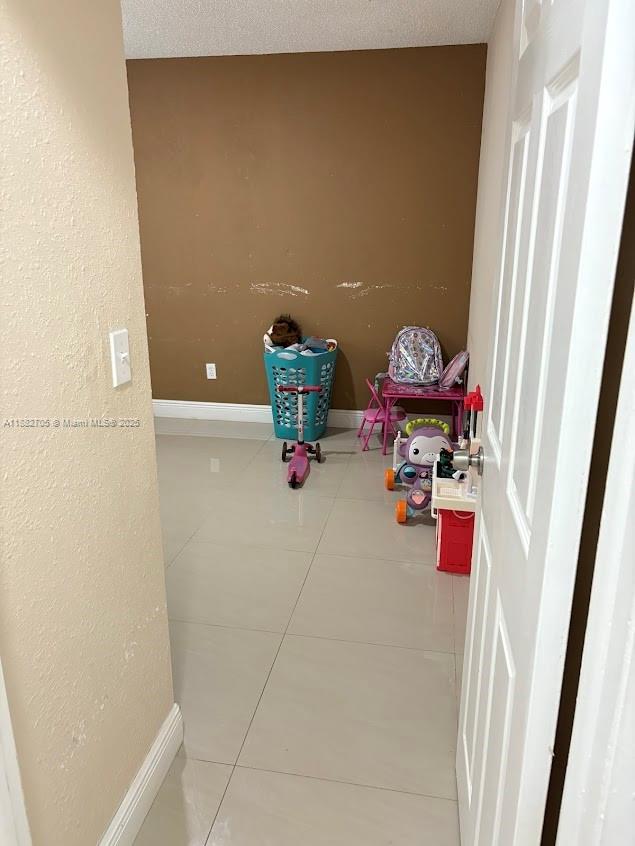 548 Sw 16th Ter Property Photo 21