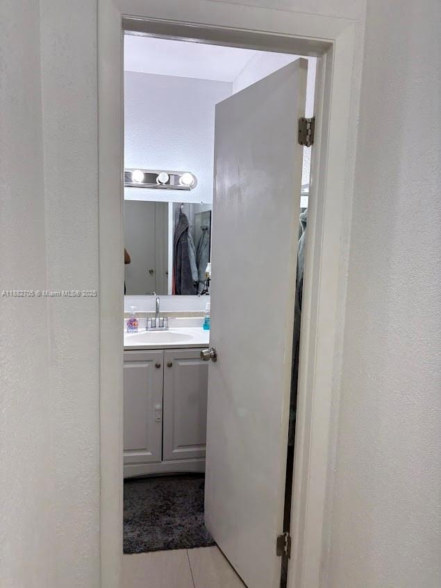 548 Sw 16th Ter Property Photo 23