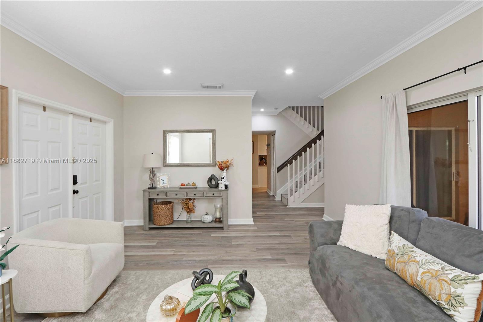 1330 Ne 42nd Ave Property Photo 5