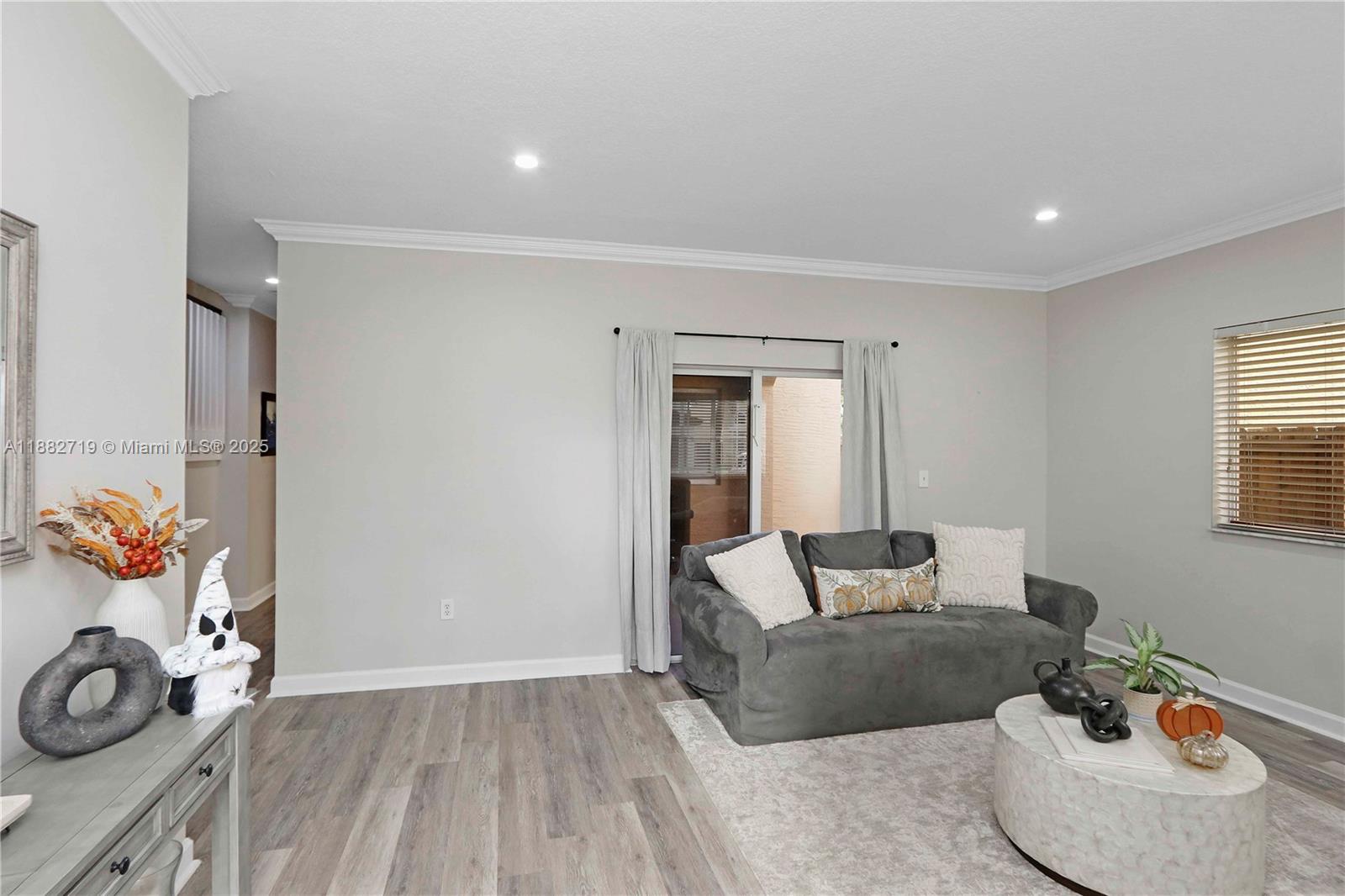 1330 Ne 42nd Ave Property Photo 8