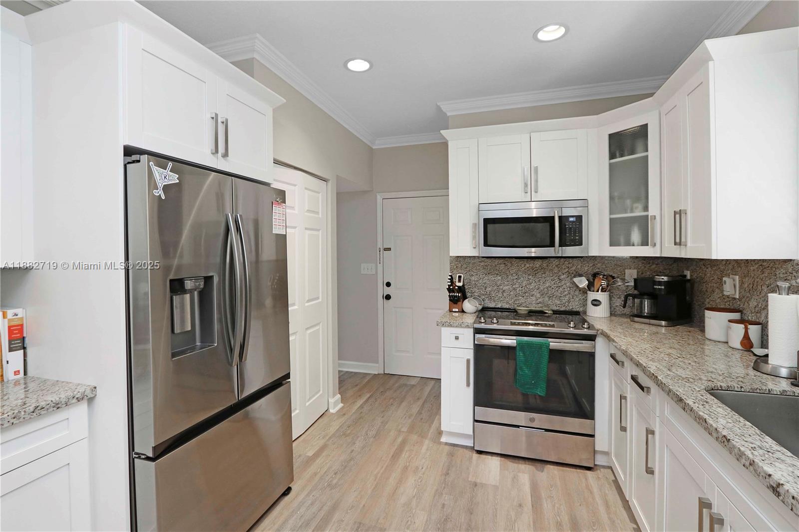 1330 Ne 42nd Ave Property Photo 12