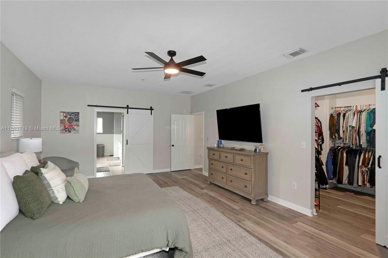 1330 Ne 42nd Ave Property Photo 18