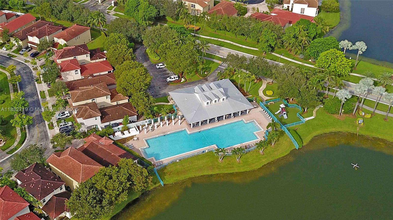 1330 Ne 42nd Ave Property Photo 39