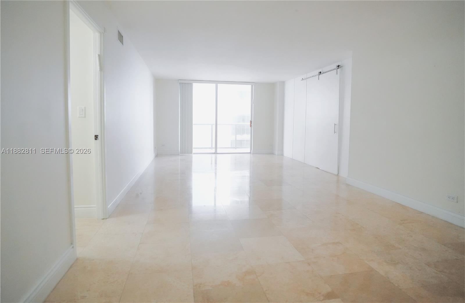 6039 Collins Ave 503 Property Photo 5