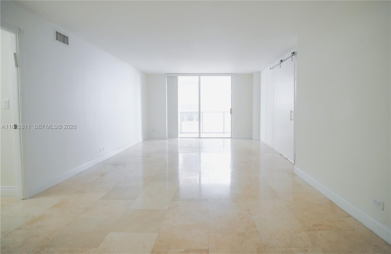 6039 Collins Ave 503 Property Photo 7