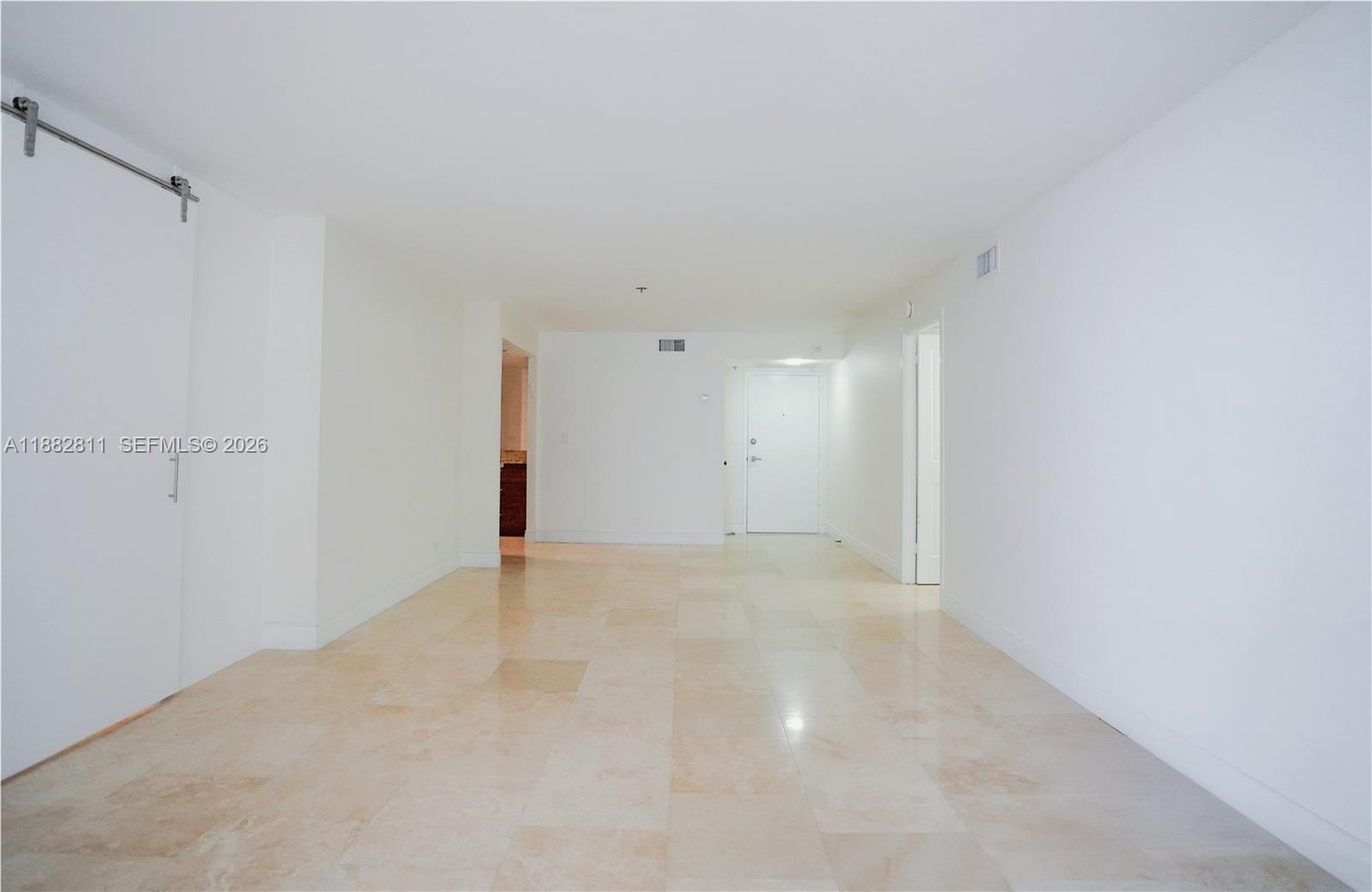 6039 Collins Ave 503 Property Photo 8