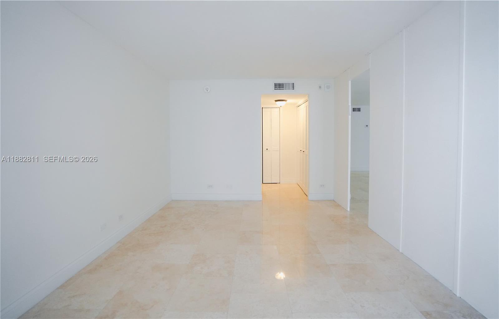 6039 Collins Ave 503 Property Photo 11