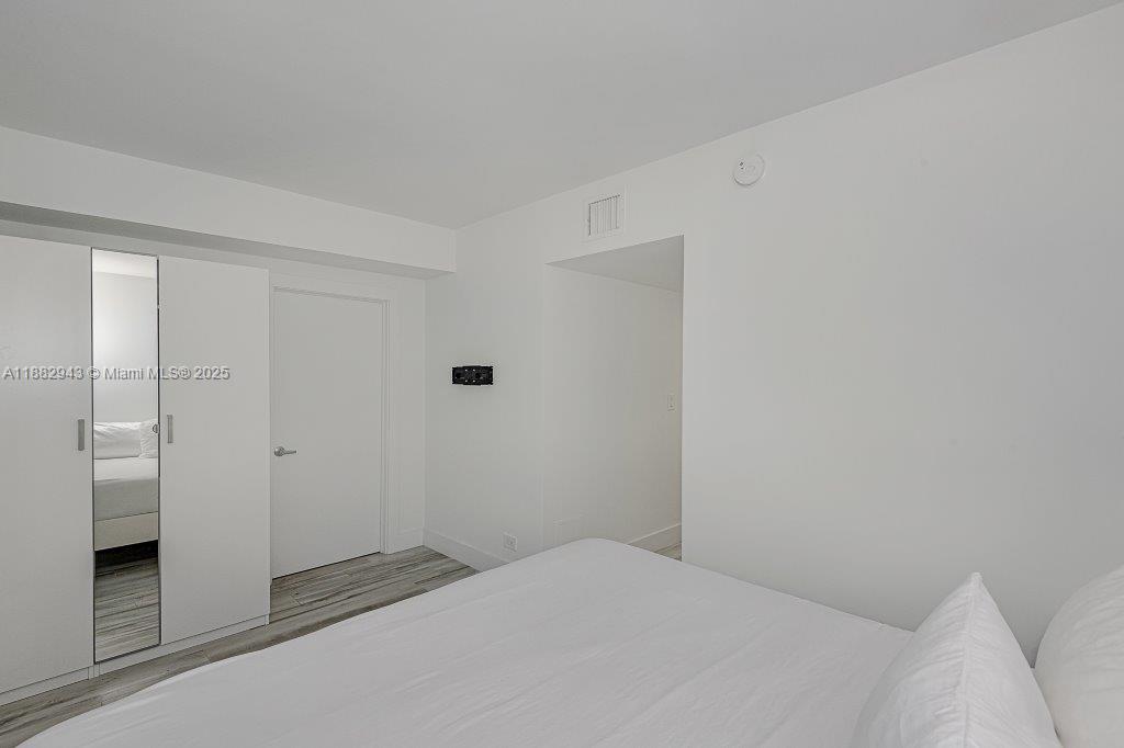 A11882943 Property Photo 25