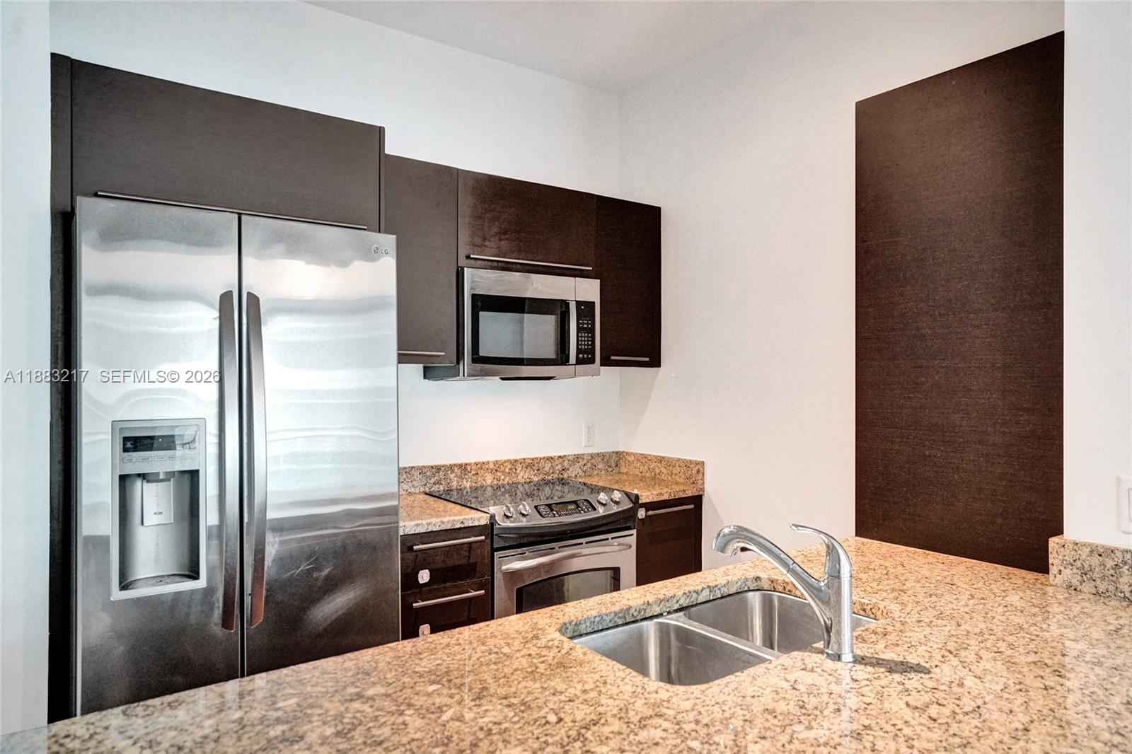 950 Brickell Bay Dr 1704 Property Photo 6