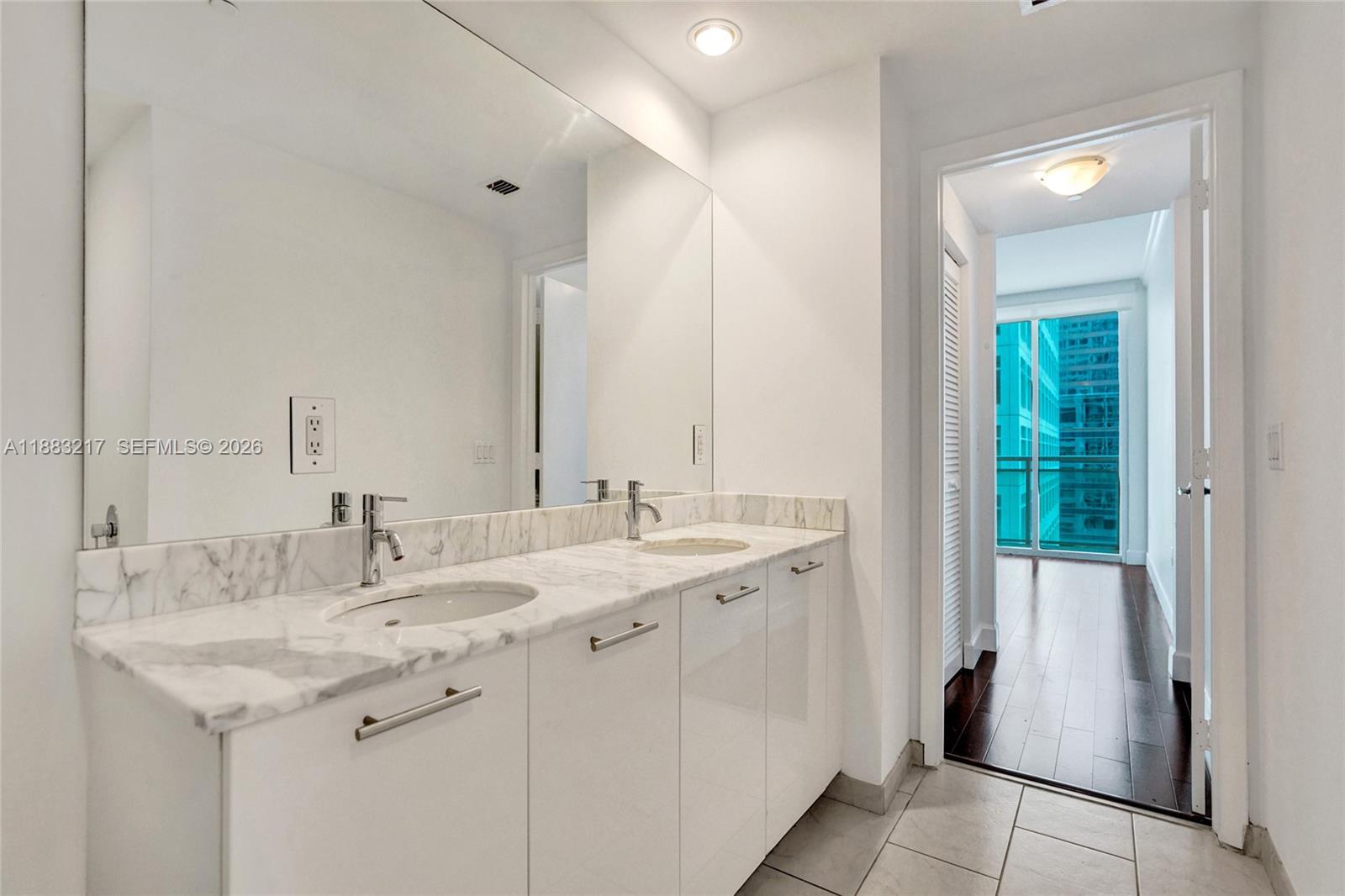 950 Brickell Bay Dr 1704 Property Photo 22