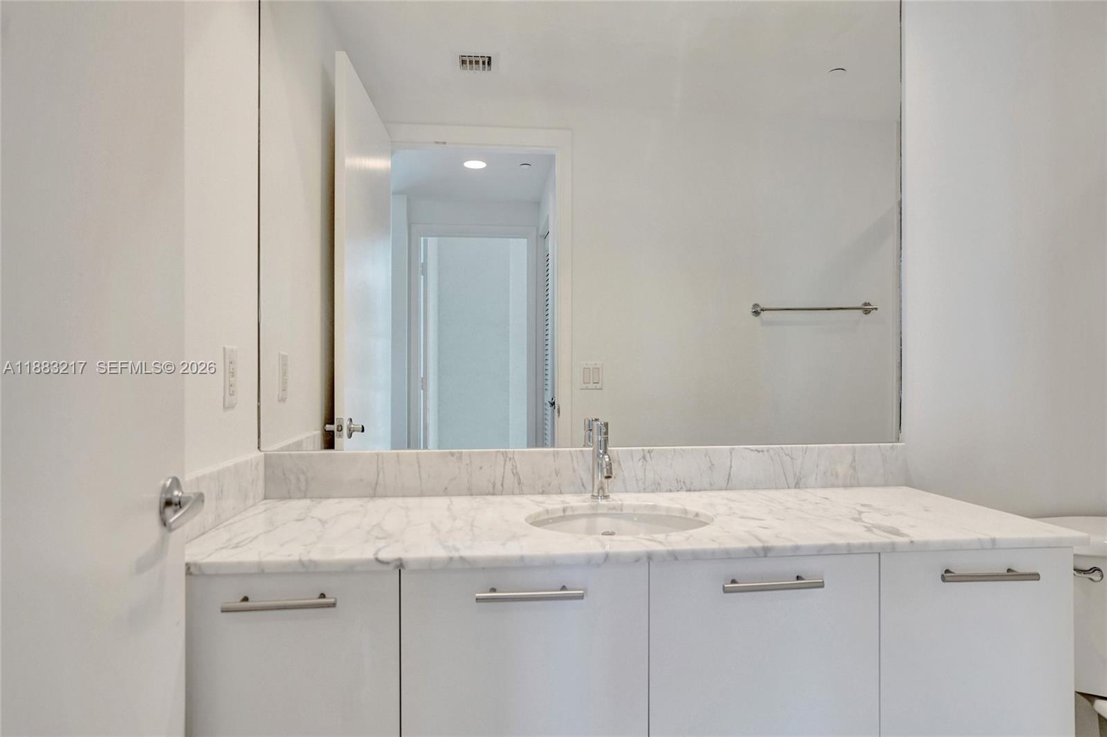 950 Brickell Bay Dr 1704 Property Photo 28