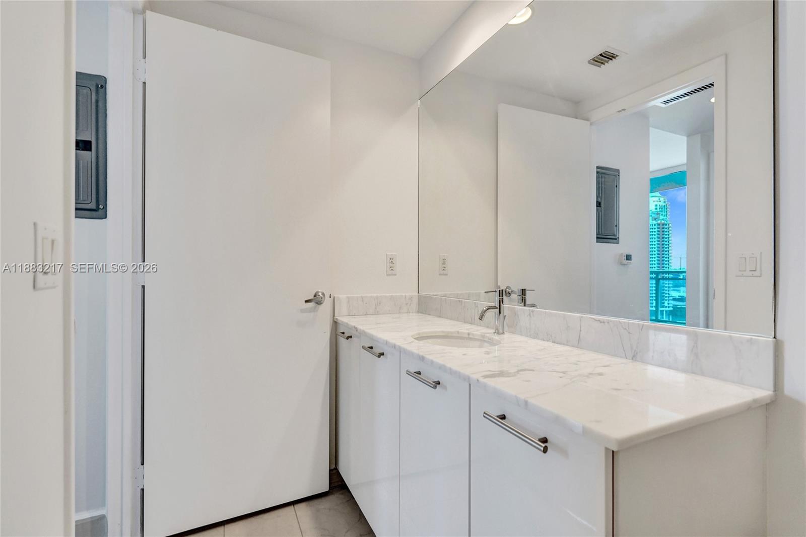 950 Brickell Bay Dr 1704 Property Photo 30