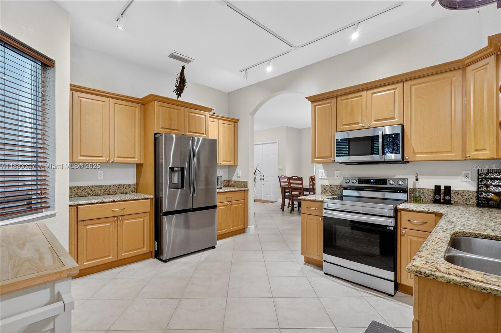 27601 Sw 152nd Ct Property Photo 7