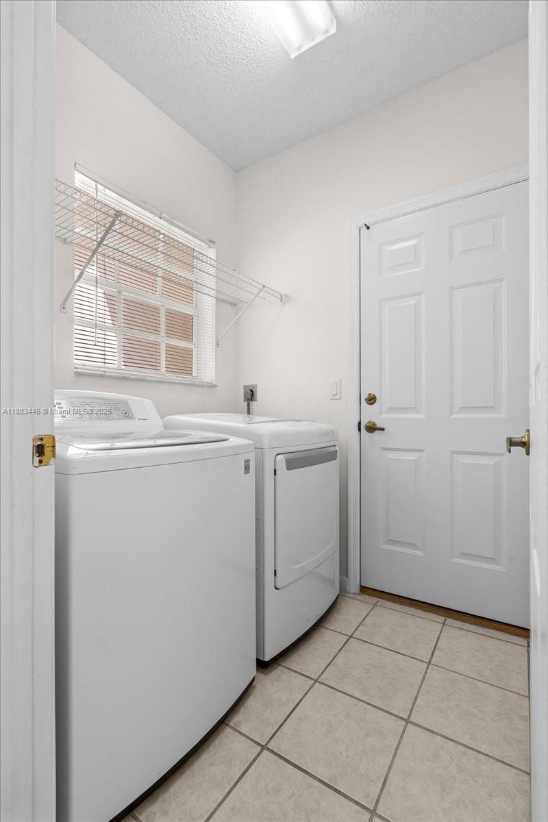 2675 Se 4th Pl Property Photo 15