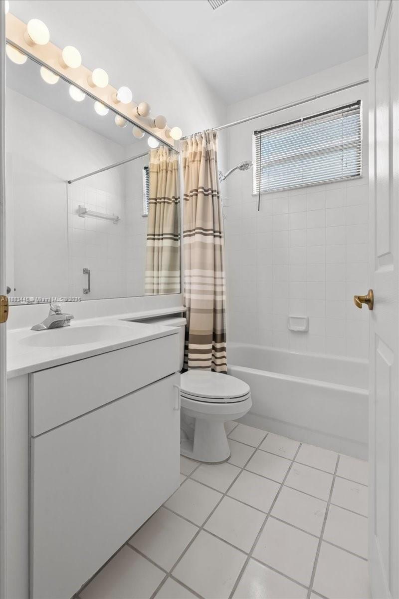 2675 Se 4th Pl Property Photo 16