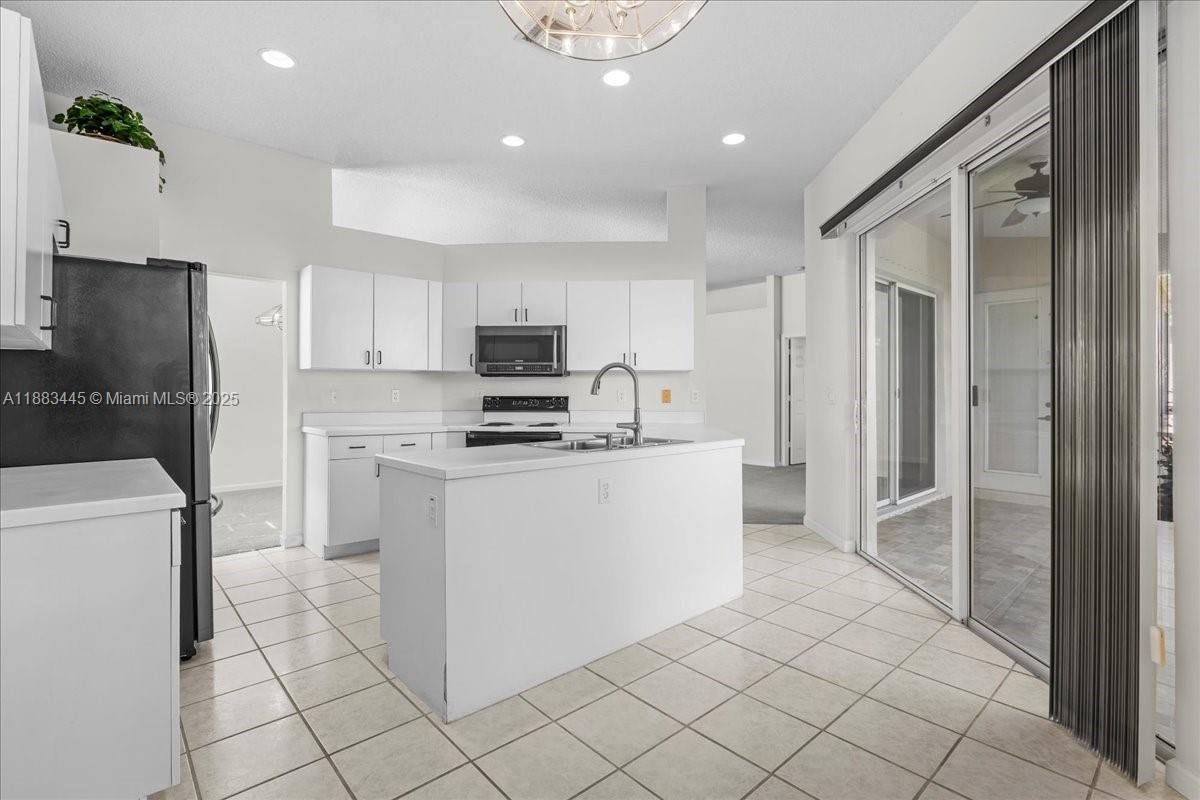 2675 Se 4th Pl Property Photo 19