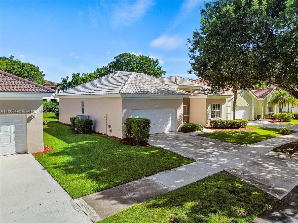 2675 Se 4th Pl Property Photo 24