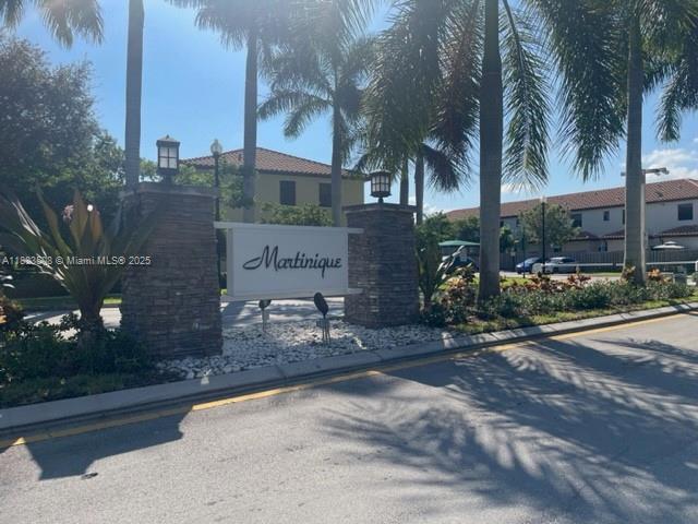 648 SE 32ND AVE 648 Property Photo 1