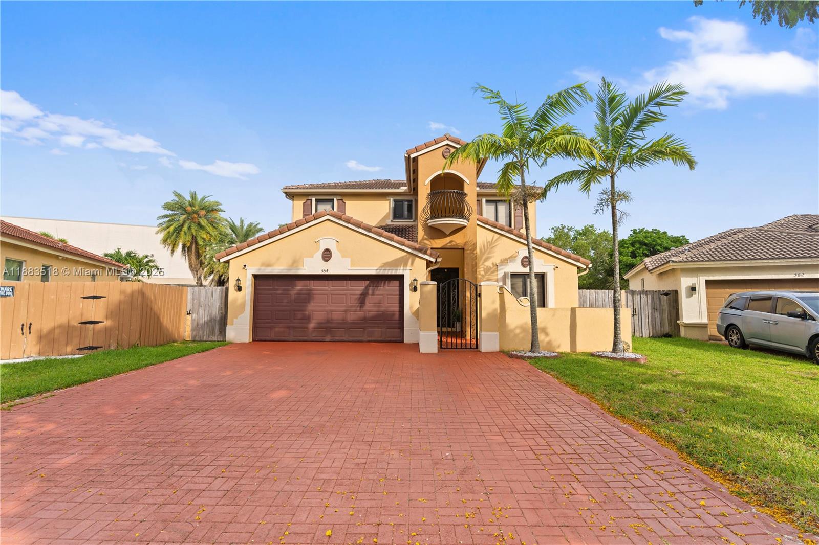 554 Ne 20th Ave Property Photo 1