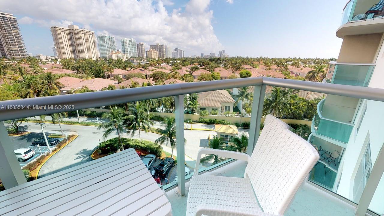 19370 Collins Ave 620 Property Photo 1
