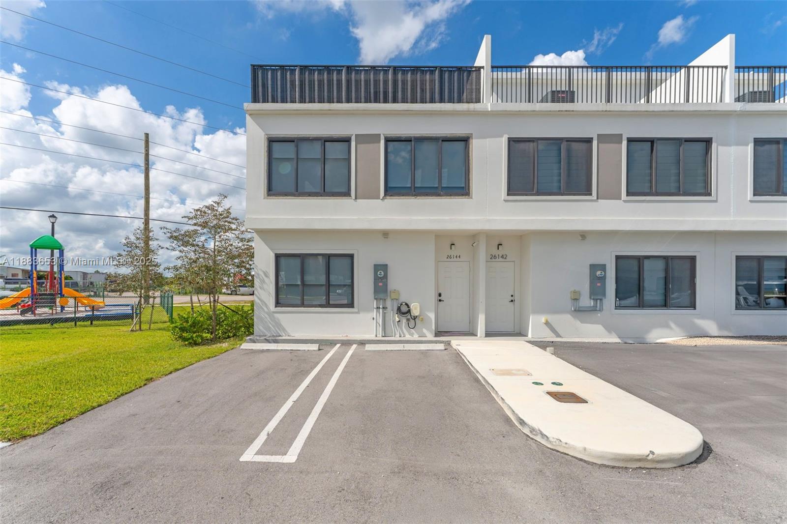 26144 Sw 146th Ct Property Photo 2