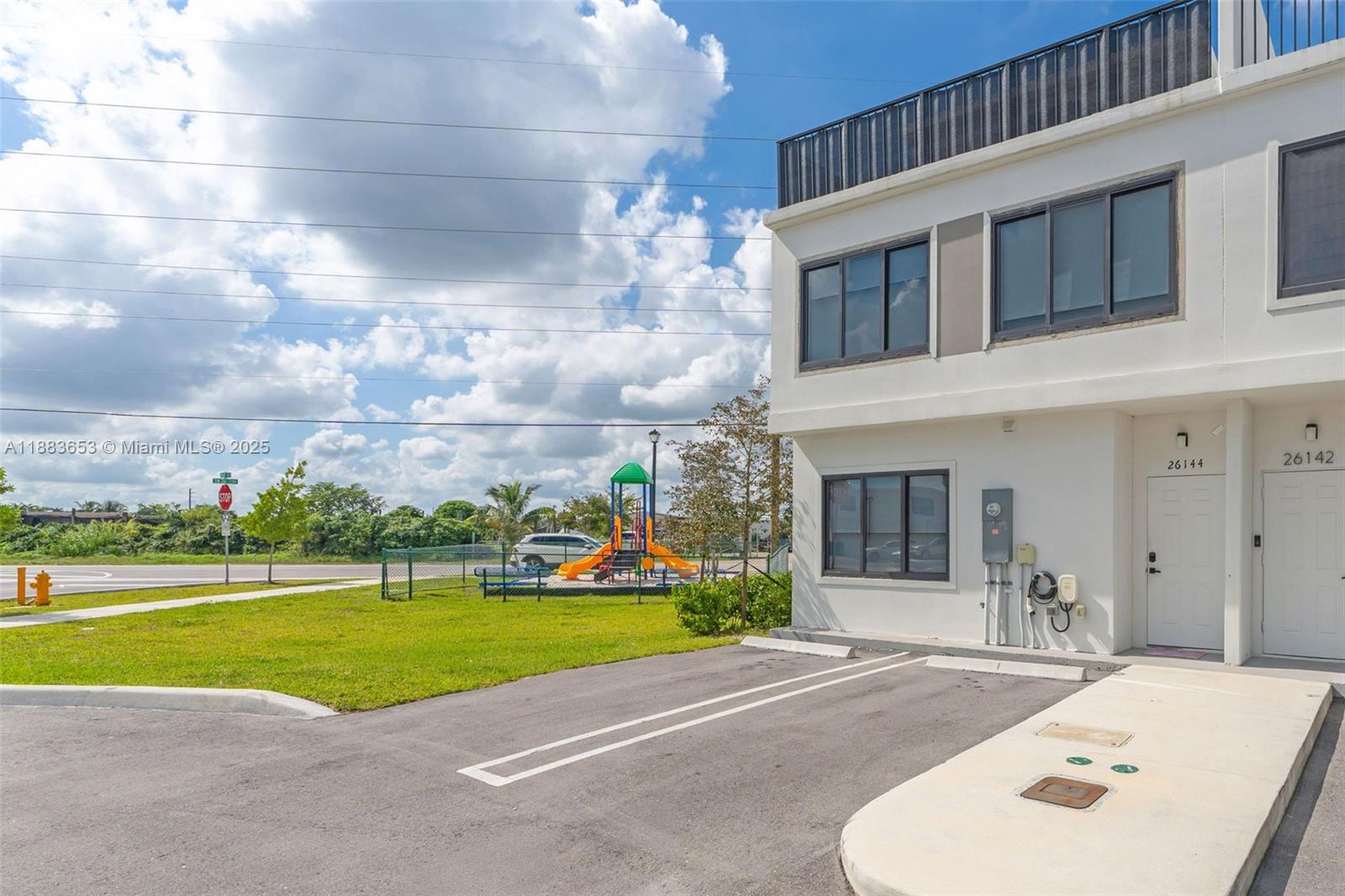 26144 Sw 146th Ct Property Photo 3