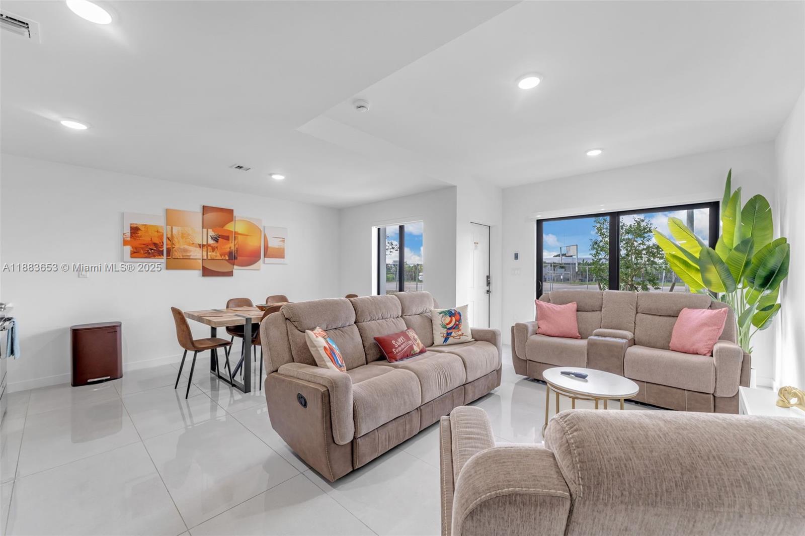 26144 Sw 146th Ct Property Photo 5