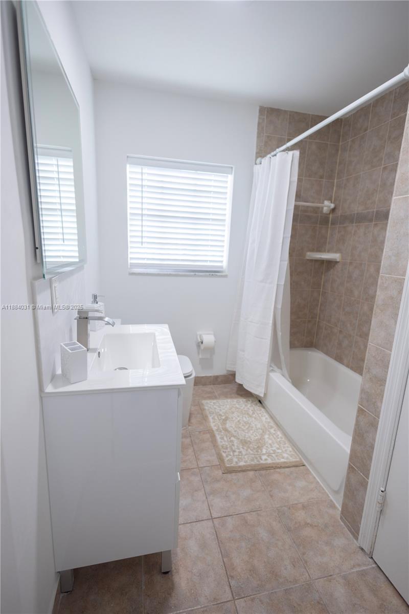1435 Grant St Na Property Photo 10
