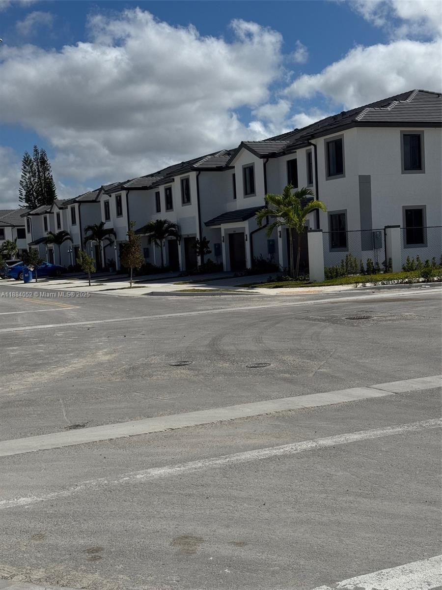 18951 SW 344th Ter Property Photo 1