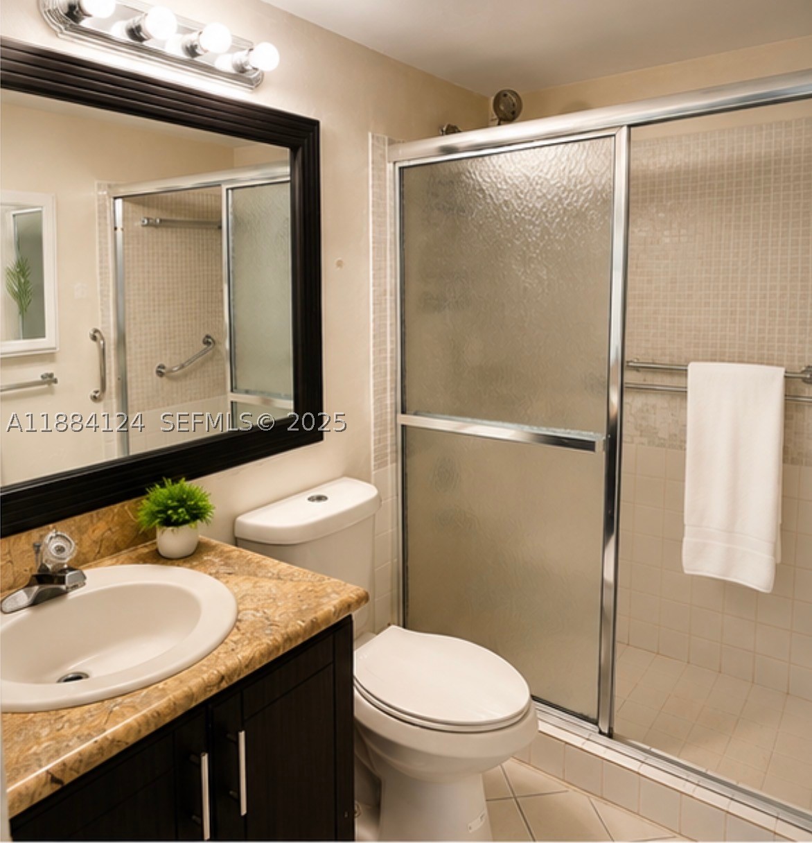 182 Markham I 182 Property Photo 4