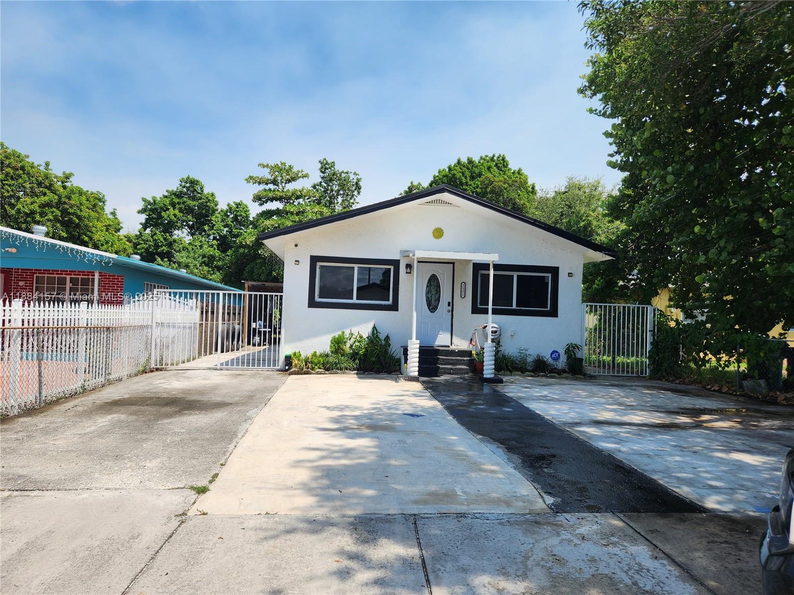 2331 NW 59th St Property Photo 1