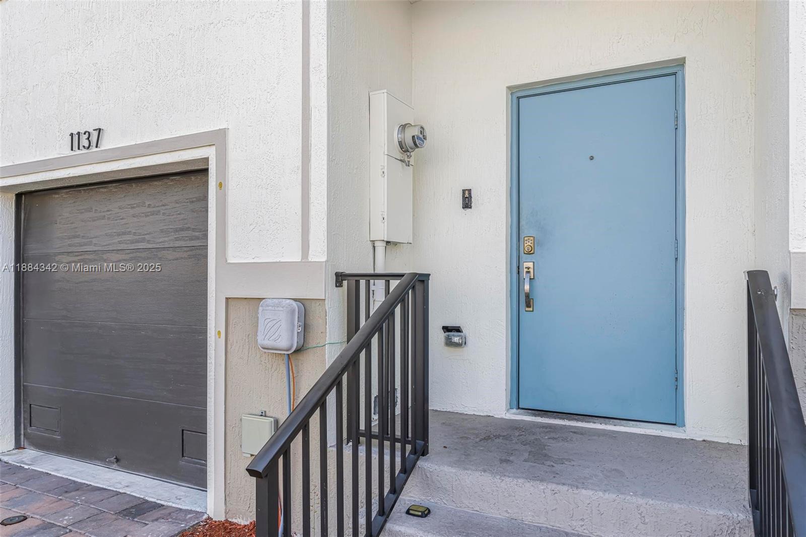 1137 SW 7th Ct 0 Property Photo 1