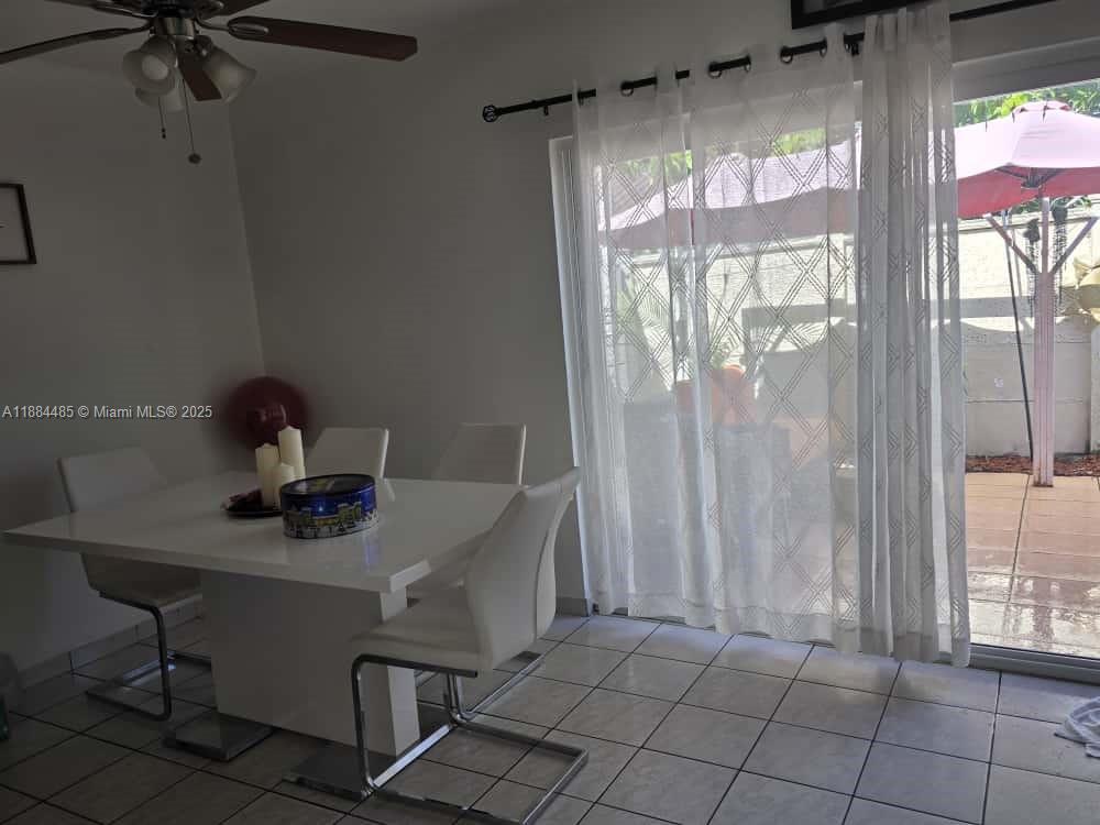 130 Sw 115th Ave Property Photo 8