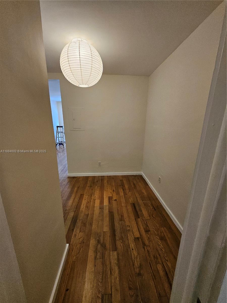 745 13th St 16 Property Photo 7