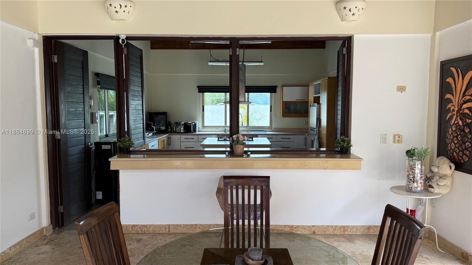 A11884699 Property Photo 21