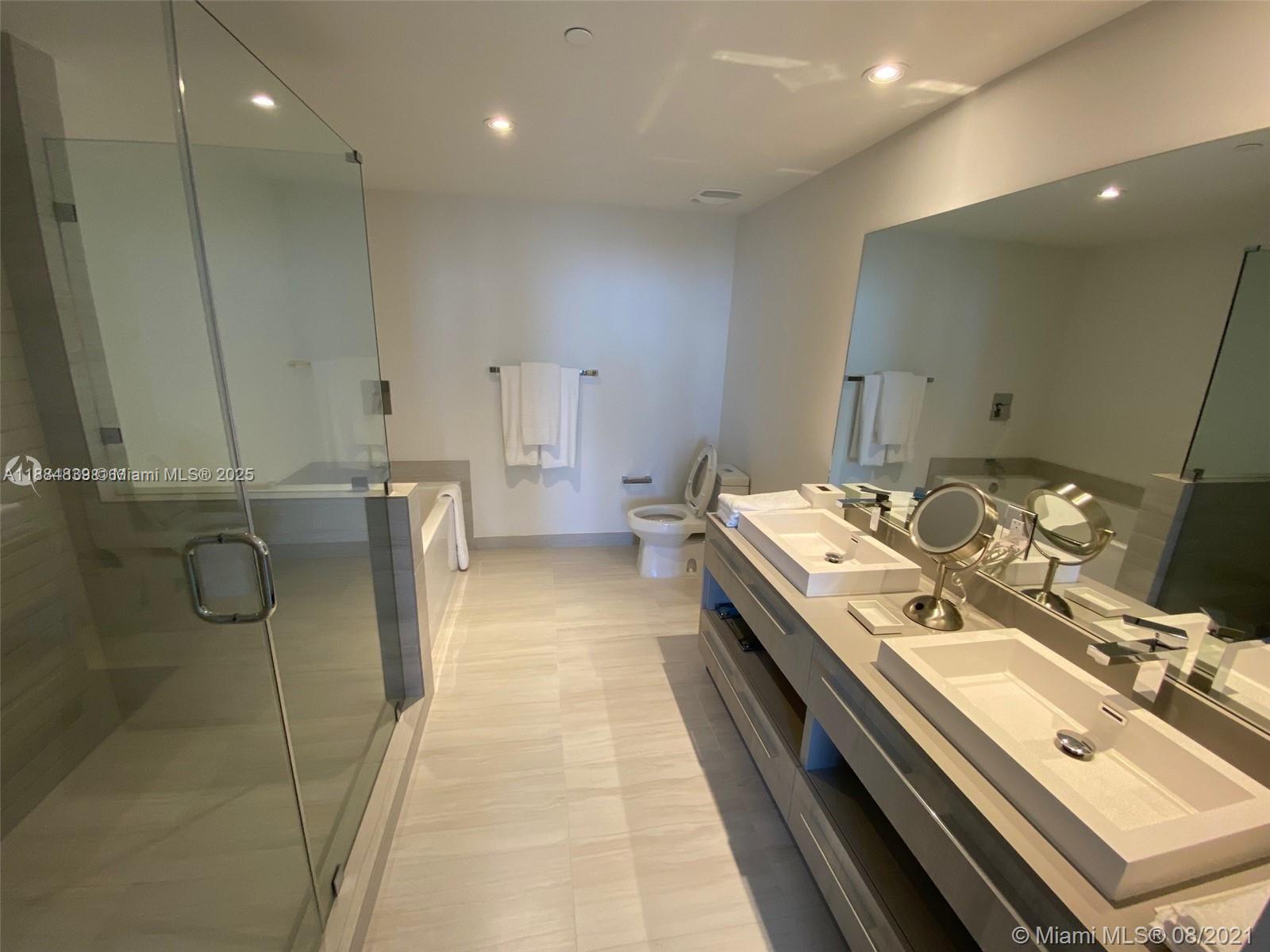 4010 S Ocean Dr R401 Property Photo 15