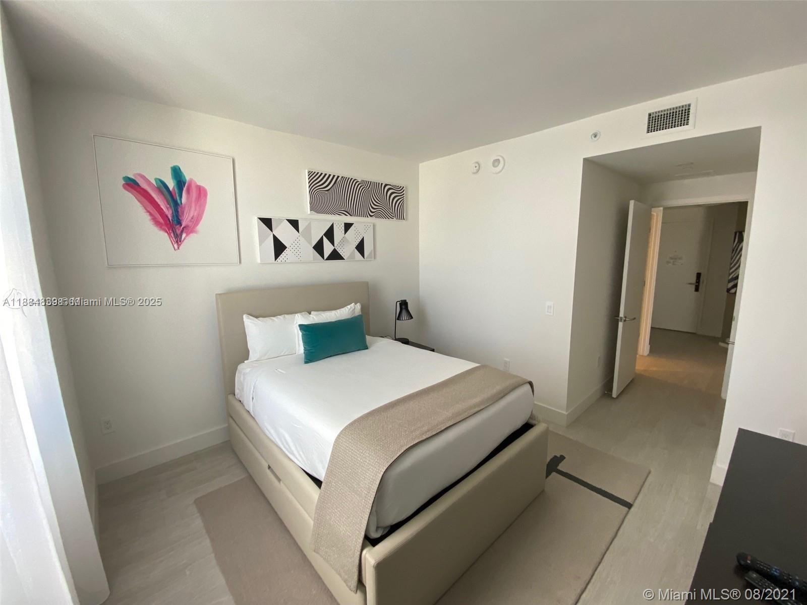 4010 S Ocean Dr R401 Property Photo 19
