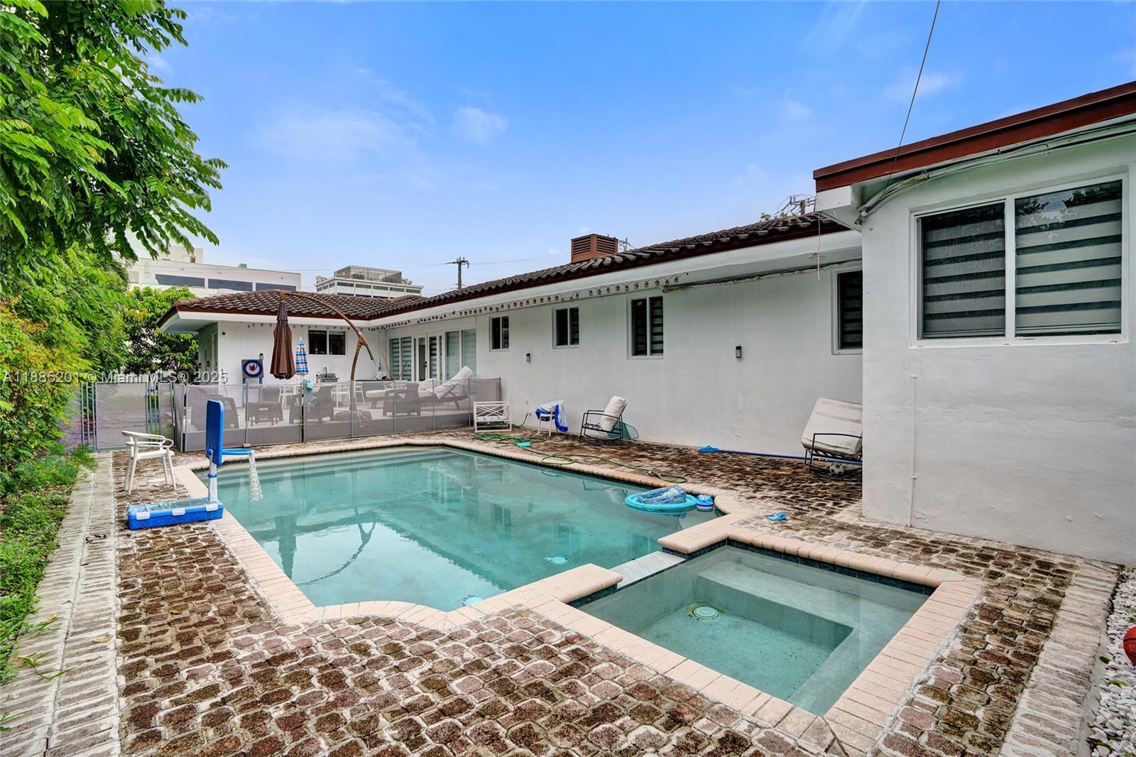 3784 Sheridan Ave Property Photo 29